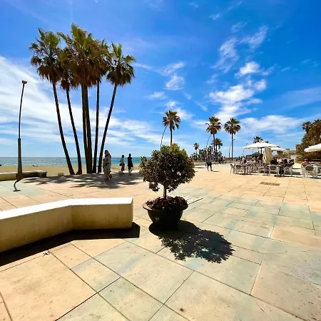 アパート El Atico 1ªlinea De Playa エステポナ